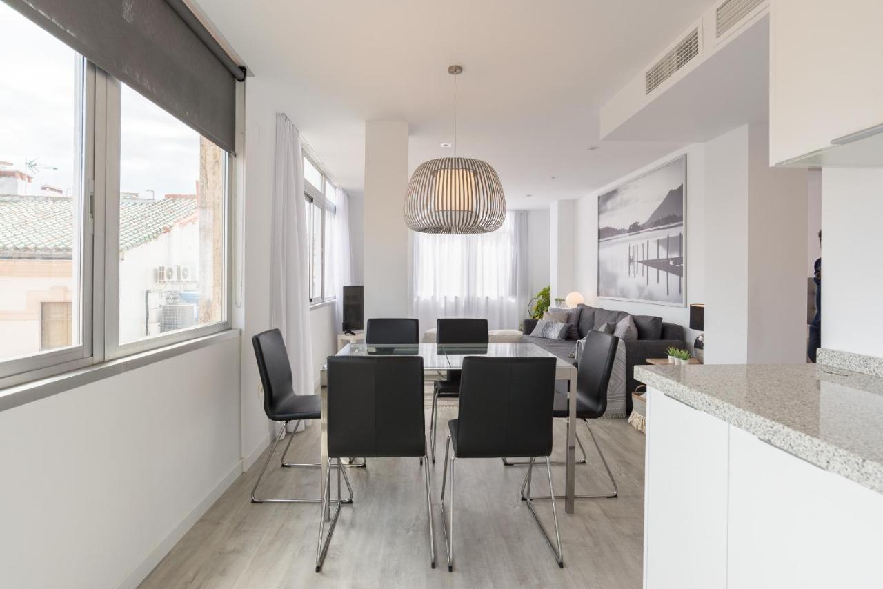 Urbe10 Angel Ganivet 2 Bedrooms Apartment Málaga Buitenkant foto